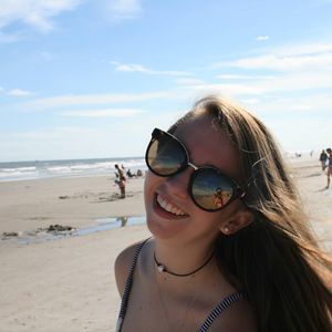 Meet your Posher, Kara